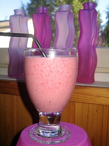 Vadelma-smoothie | Hellapoliisi